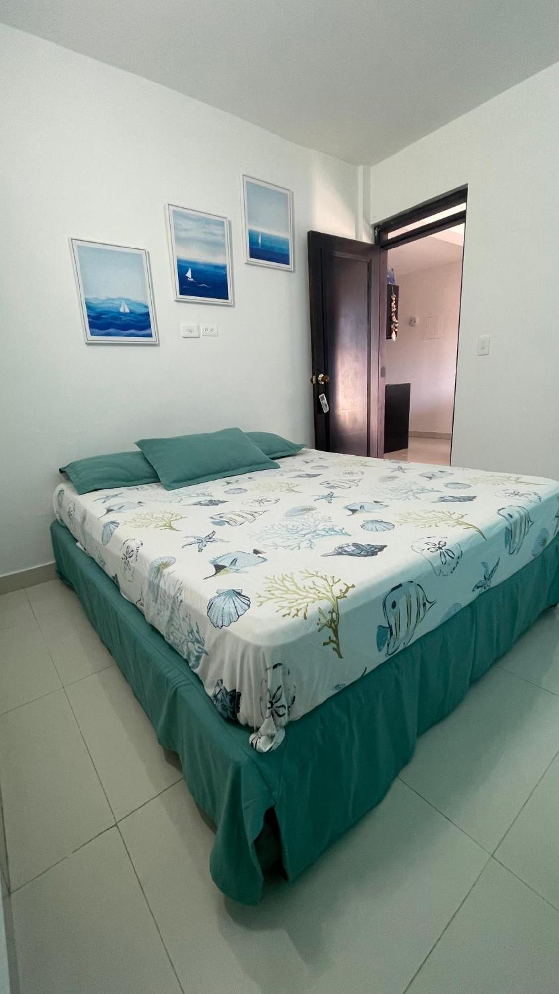Sea Life Apartamentos En Via Principal Centro Y San Luis San Andrés Extérieur photo
