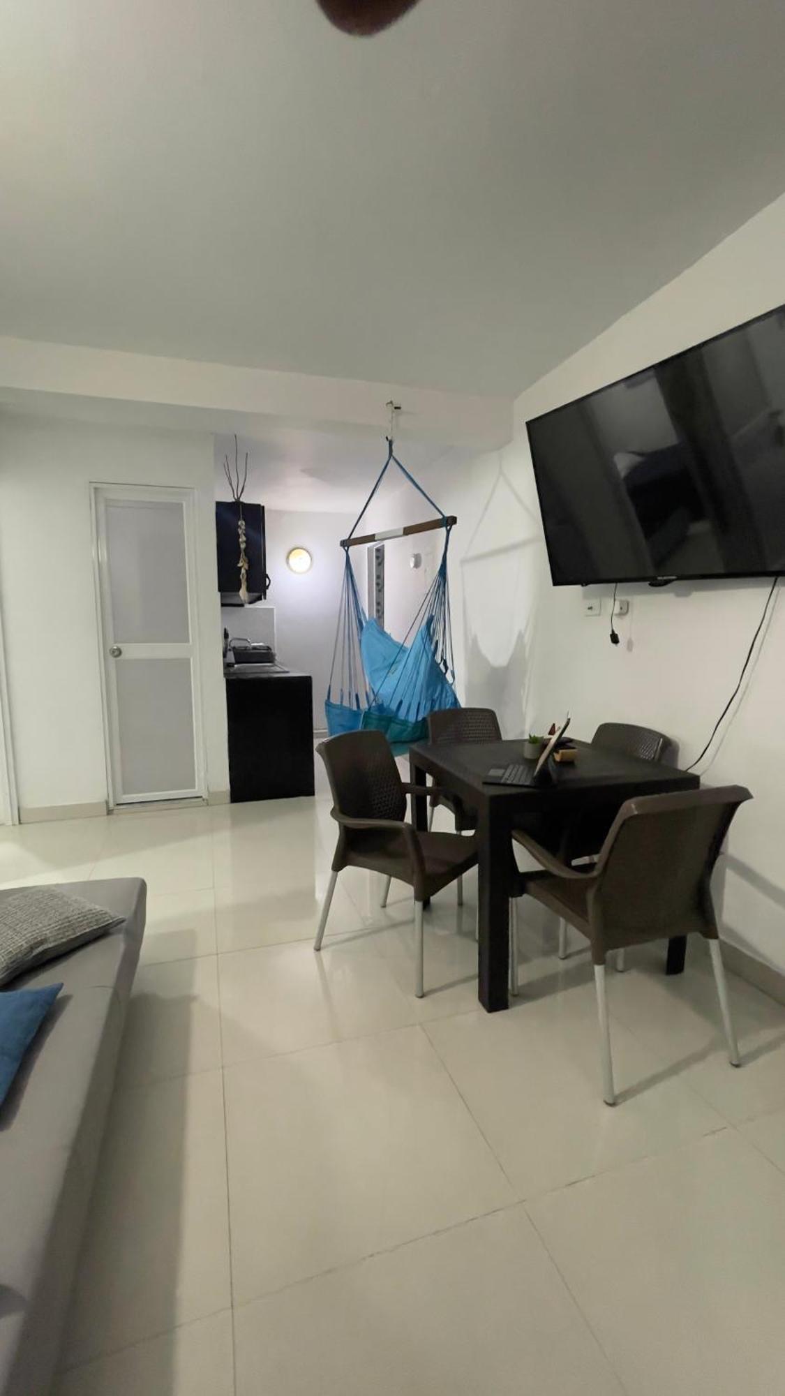 Sea Life Apartamentos En Via Principal Centro Y San Luis San Andrés Extérieur photo