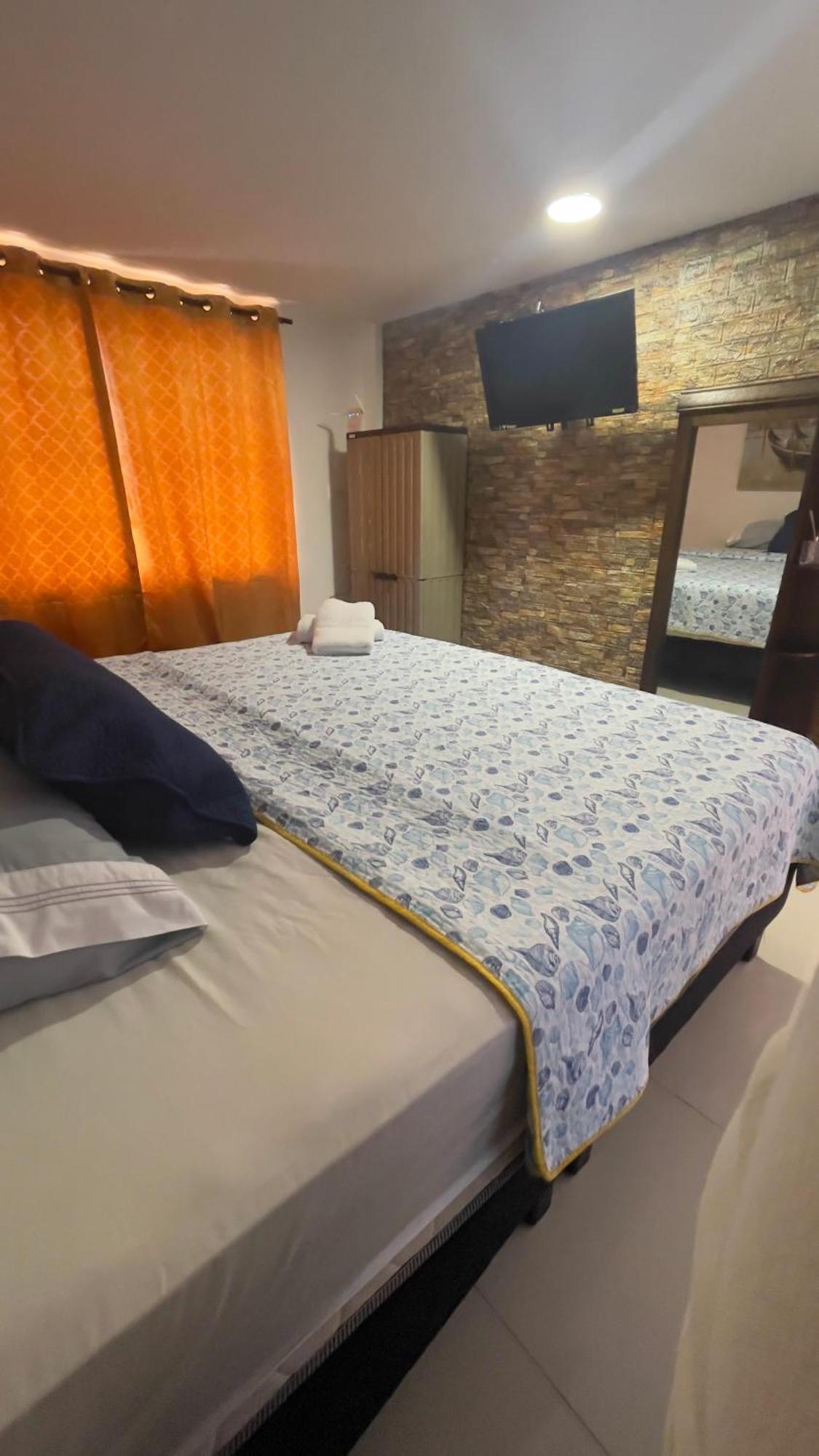Sea Life Apartamentos En Via Principal Centro Y San Luis San Andrés Extérieur photo