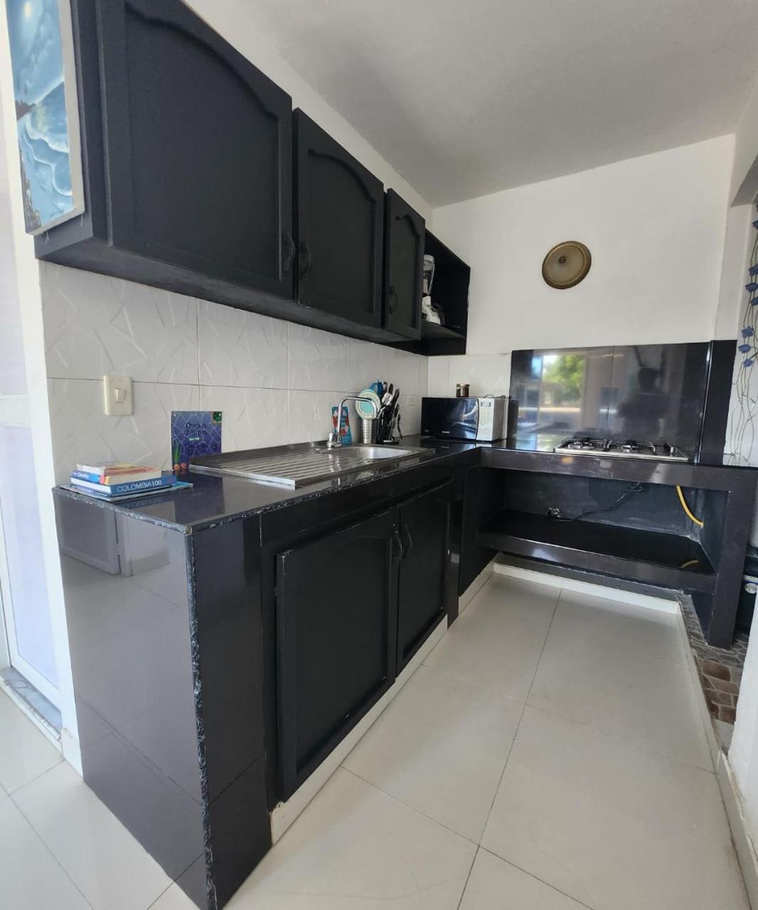 Sea Life Apartamentos En Via Principal Centro Y San Luis San Andrés Extérieur photo